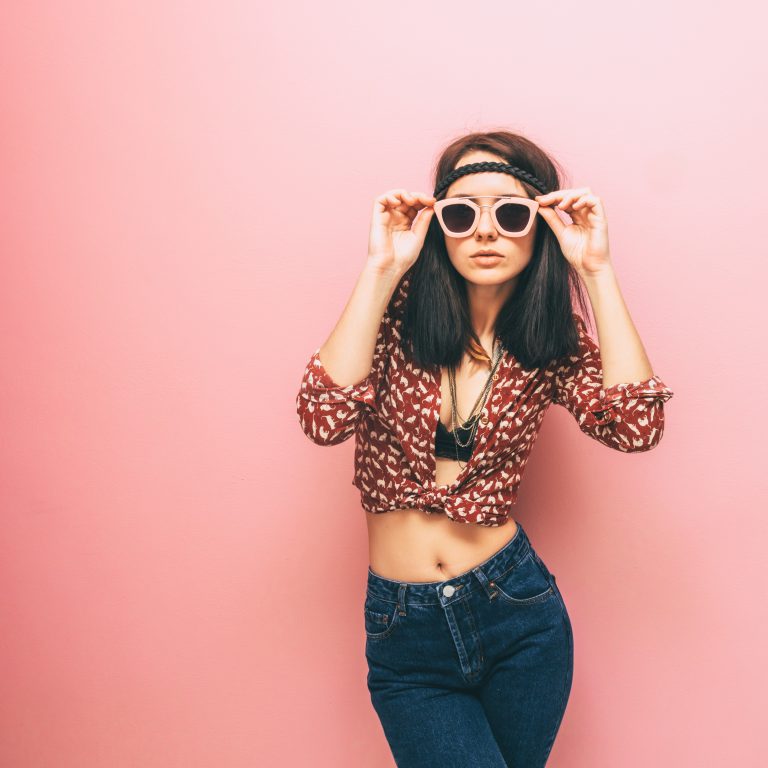 Easy 90s Outfits for a Super Casual Look